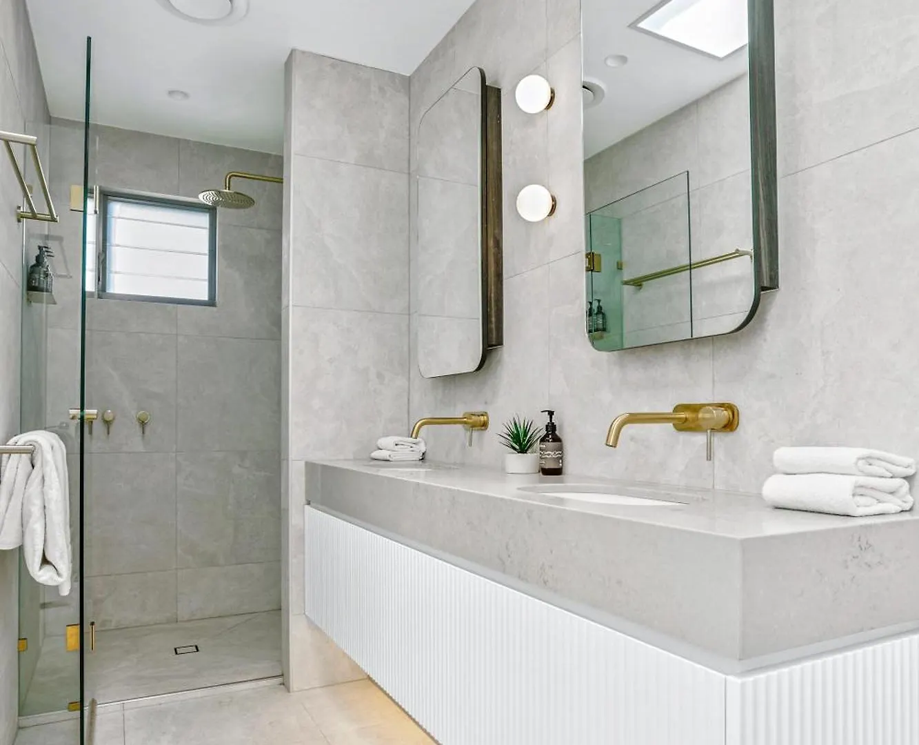 White Cove Retreat, Noosa Heads Villa Holiday home